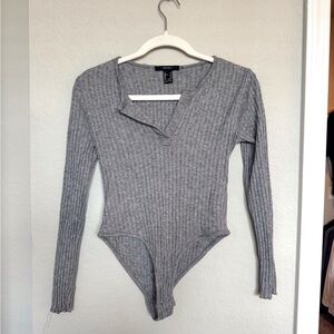 Forever 21 Gray Ribbed Long Sleeve Bodysuit